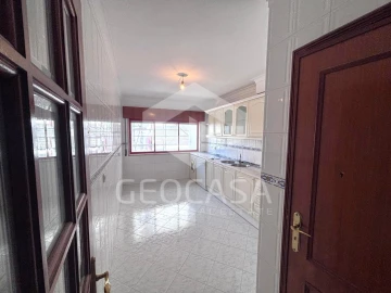 Apartamento T2 para Venda em Algueirão-Mem Martins