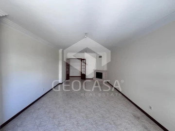 Apartamento T2 para Venda em Algueirão-Mem Martins