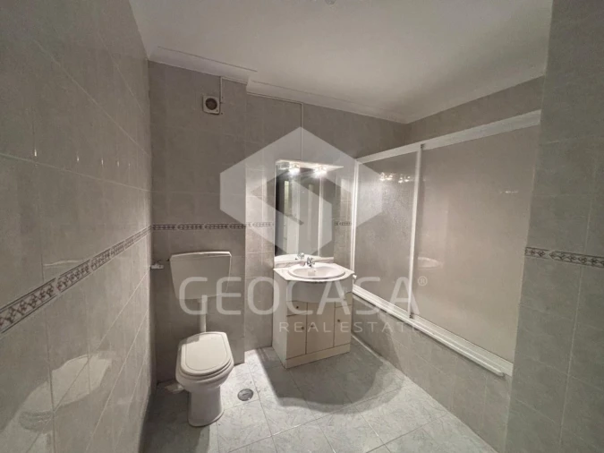 Apartamento T2 para Venda em Algueirão-Mem Martins Foto 12