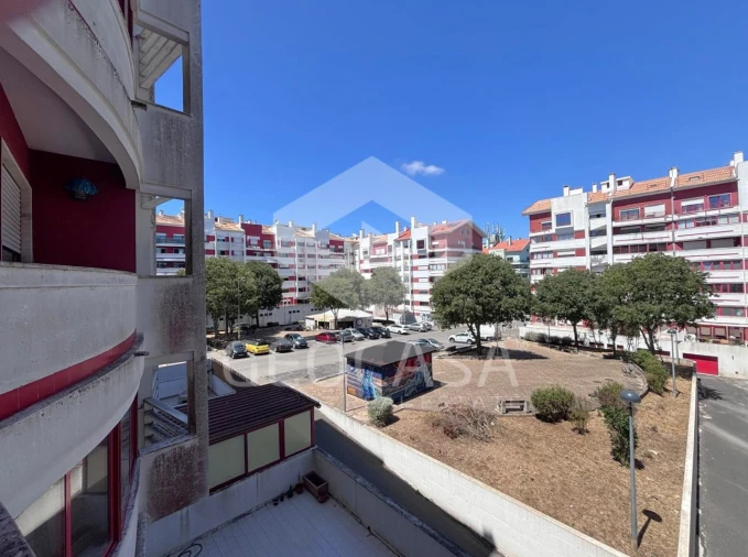 Apartamento T2 para Venda em Algueirão-Mem Martins Foto 20
