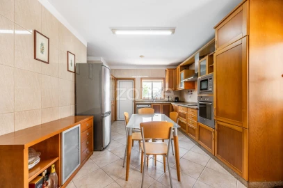 Moradia T3 para Venda em Soutelo