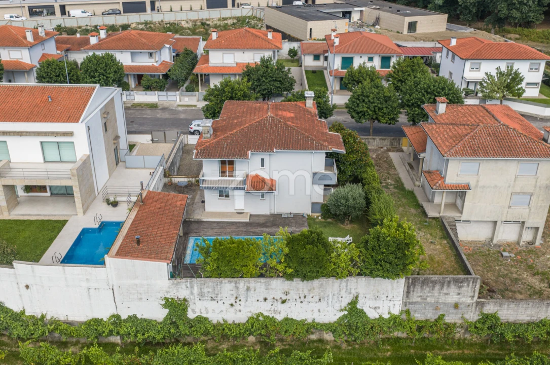 Moradia T3 para Venda em Soutelo Foto 6