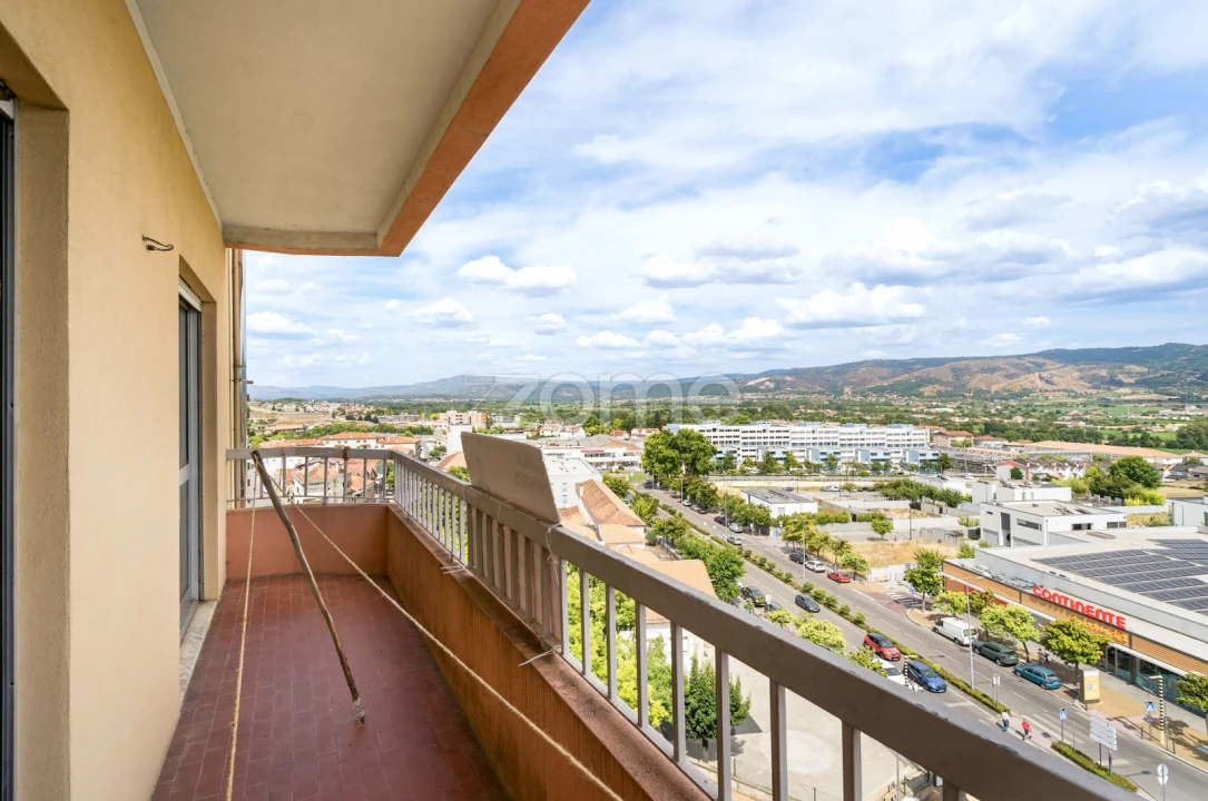 Apartamento T3 para Venda em Bustelo Foto 16