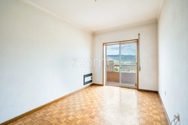 Apartamento T3 para Venda em Bustelo Foto 6
