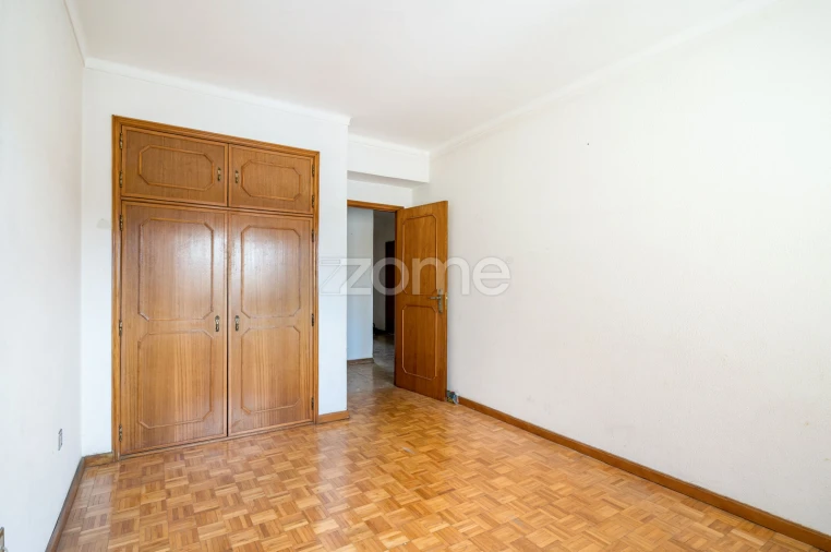 Apartamento T3 para Venda em Bustelo Foto 11