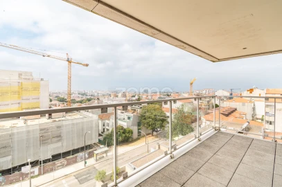 Apartamento T3 para Arrendamento em Cedofeita, Santo Ildefonso, Sé, Miragaia, São Nicolau e Vitória