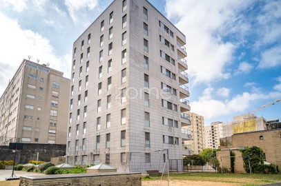Apartamento T3 para Arrendamento em Cedofeita, Santo Ildefonso, Sé, Miragaia, São Nicolau e Vitória