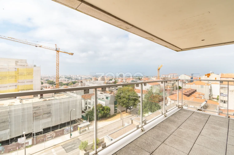 Apartamento T3 para Arrendamento em Cedofeita, Santo Ildefonso, Sé, Miragaia, São Nicolau e Vitória Foto 28