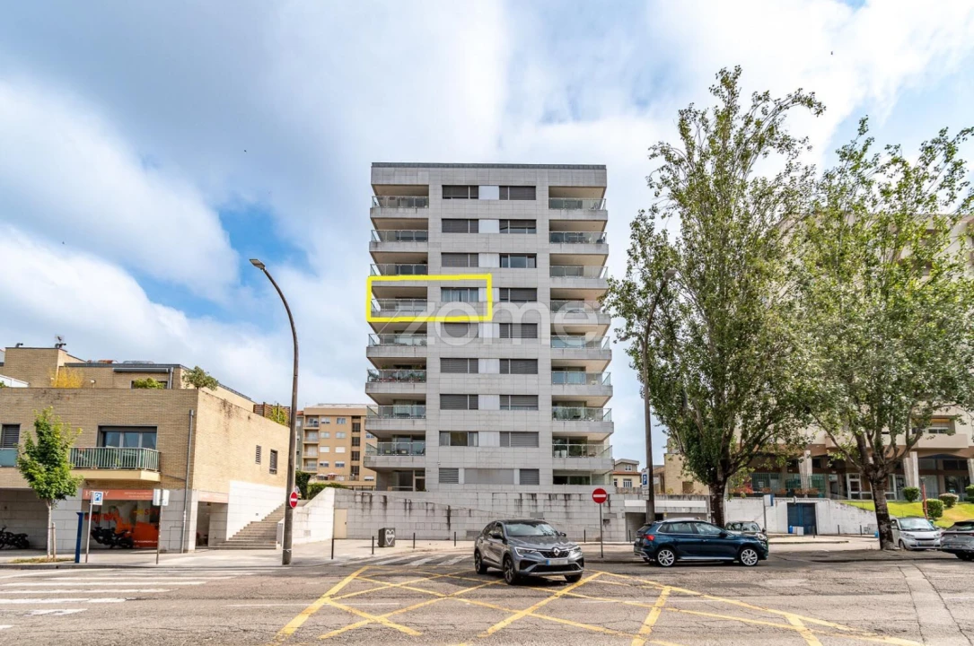 Apartamento T3 para Arrendamento em Cedofeita, Santo Ildefonso, Sé, Miragaia, São Nicolau e Vitória Foto 1