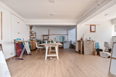 Escritório para Venda em Carcavelos e Parede