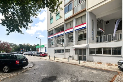 Escritório para Venda em Carcavelos e Parede