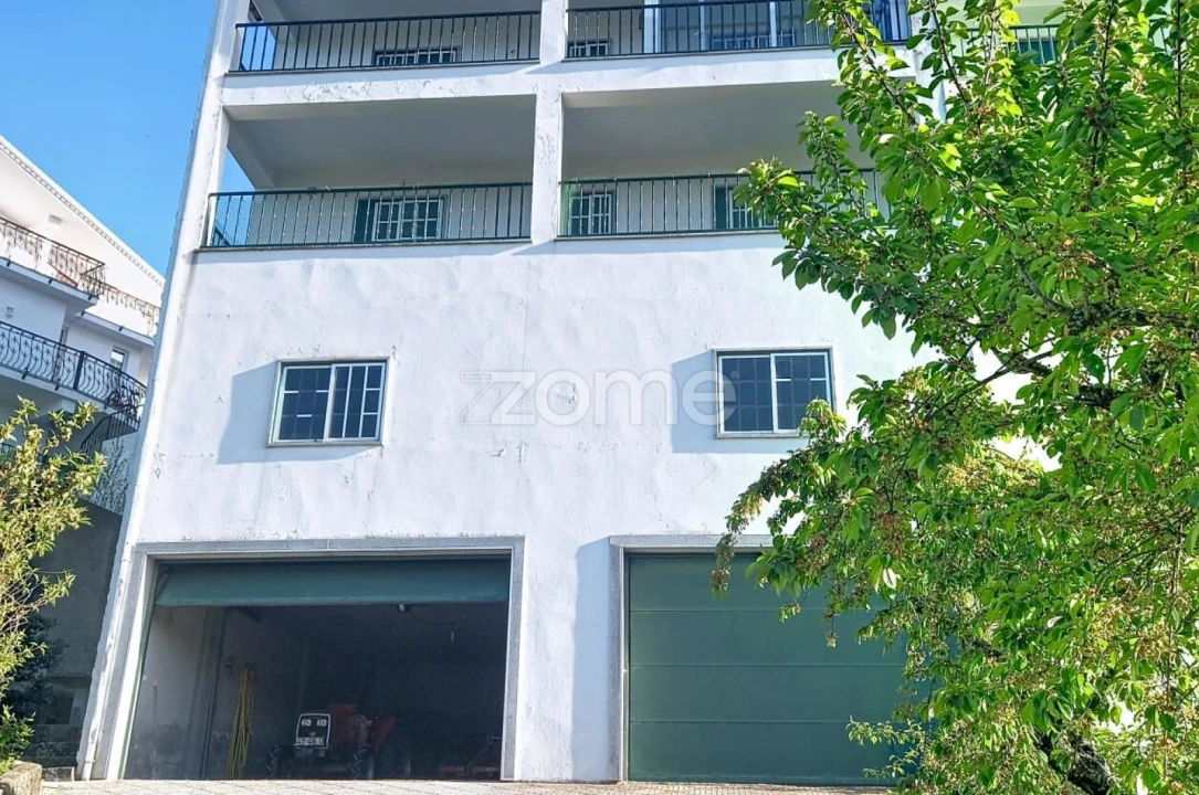 Moradia T6 para Venda em Guarda Foto 4