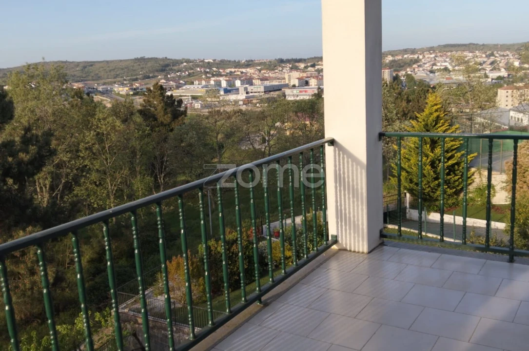 Moradia T6 para Venda em Guarda Foto 34