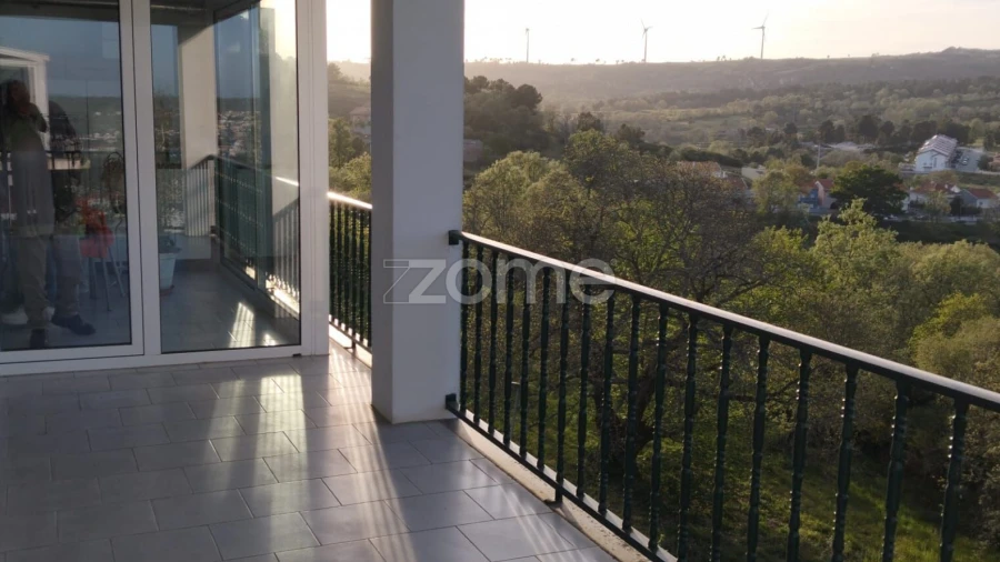 Moradia T6 para Venda em Guarda