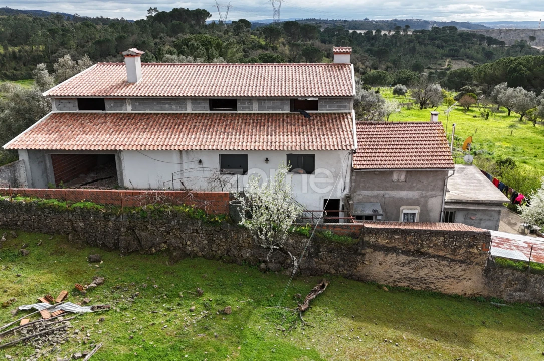 Moradia T4 para Venda em Souselas e Botão Foto 6