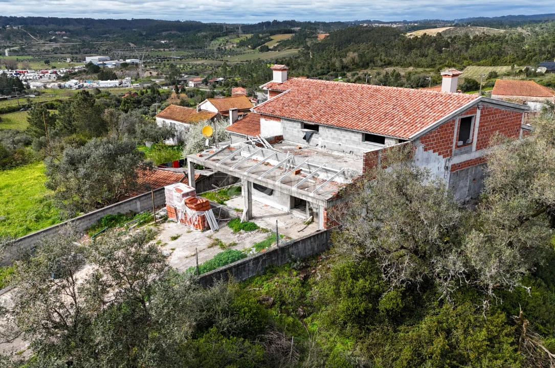 Moradia T4 para Venda em Souselas e Botão Foto 17