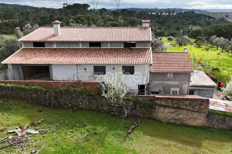 Moradia T4 para Venda em Souselas e Botão Foto 6