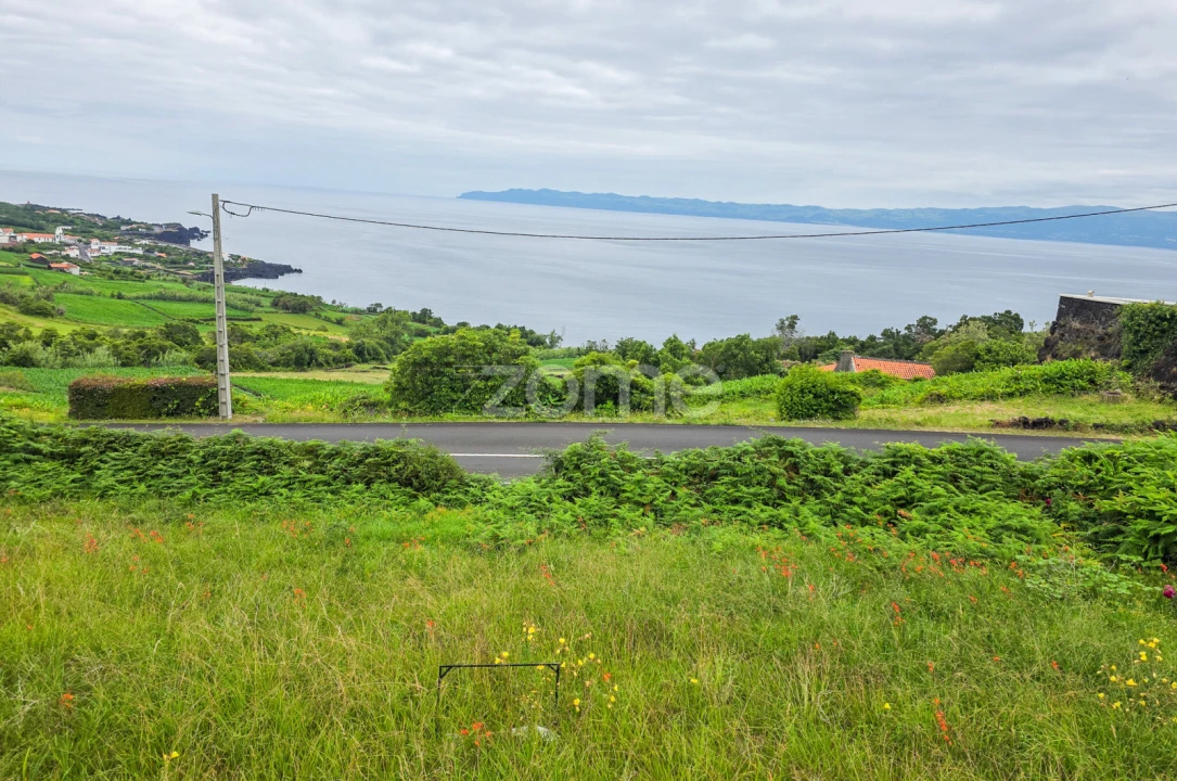 Moradia T1 para Venda em São Roque do Pico Foto 7
