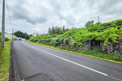 Moradia T1 para Venda em São Roque do Pico