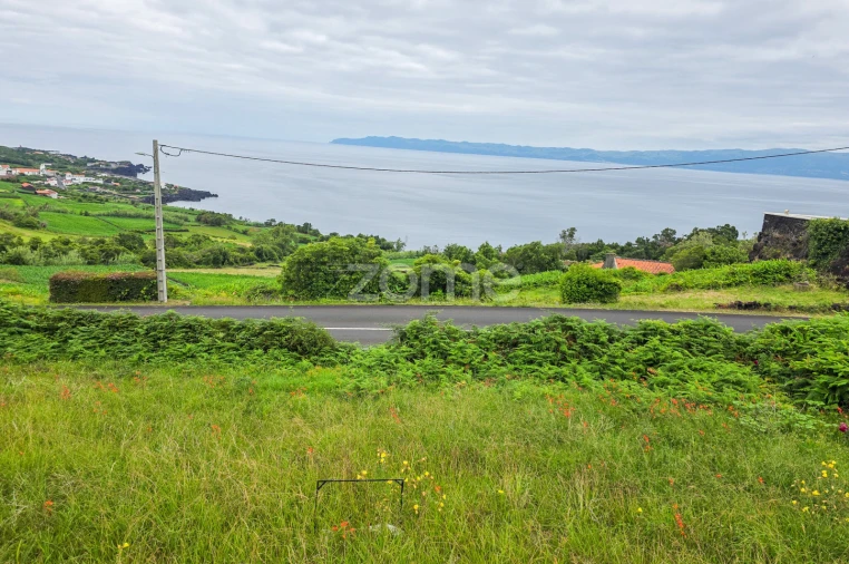 Moradia T1 para Venda em São Roque do Pico Foto 7