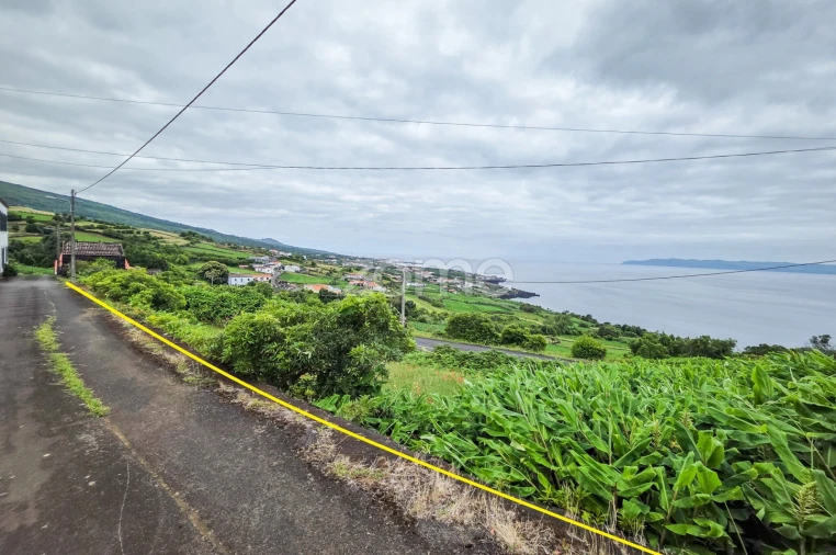 Moradia T1 para Venda em São Roque do Pico Foto 9