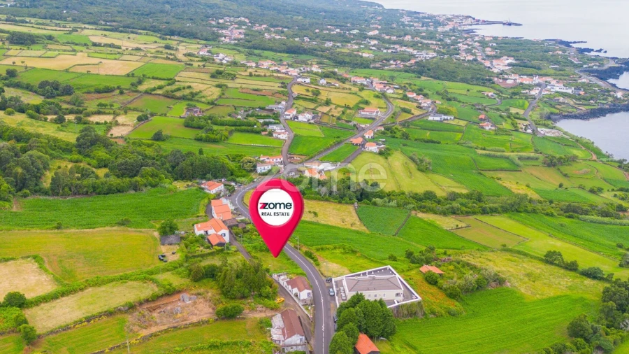 Moradia T1 para Venda em São Roque do Pico