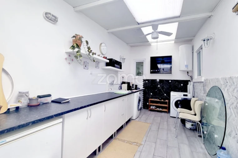 Apartamento T3 para Arrendamento em Almada, Cova da Piedade, Pragal e Cacilhas Foto 8