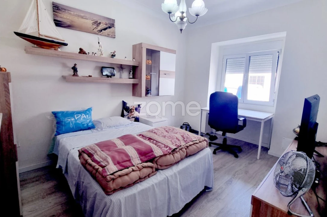 Apartamento T3 para Arrendamento em Almada, Cova da Piedade, Pragal e Cacilhas Foto 11