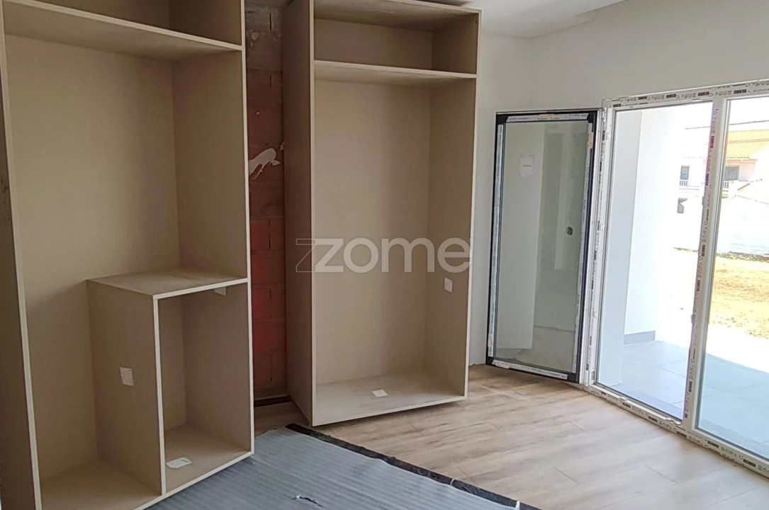 Moradia T3 para Venda em Fernao Ferro Foto 9
