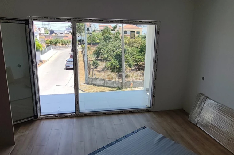 Moradia T3 para Venda em Fernao Ferro Foto 8