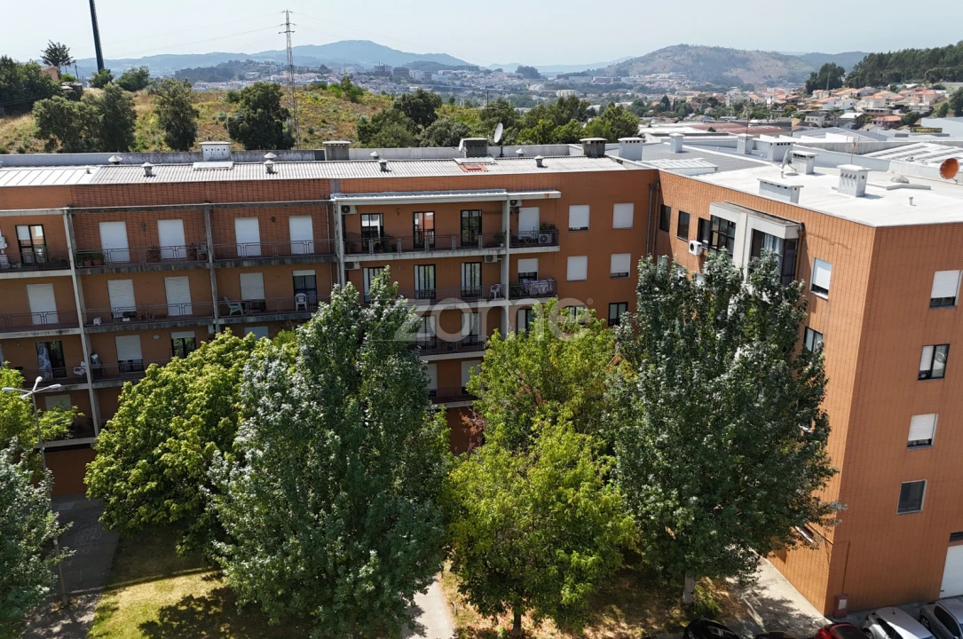 Apartamento T3 para Venda em Nogueira, Fraião e Lamaçães Foto 27