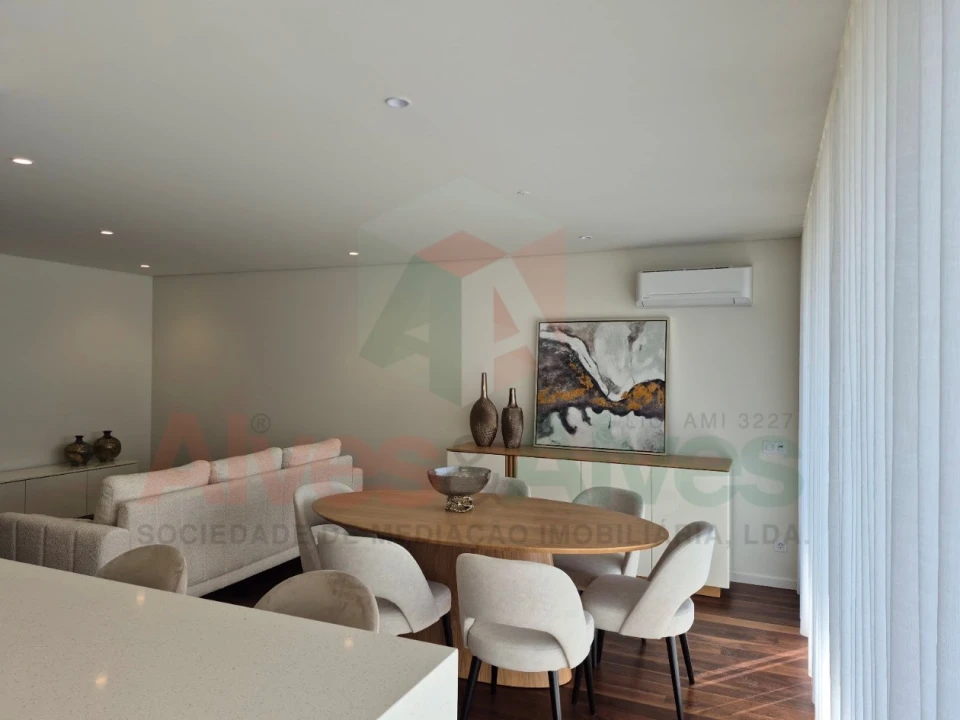 Apartamento T3 para Venda em Cidade da Maia Foto 5