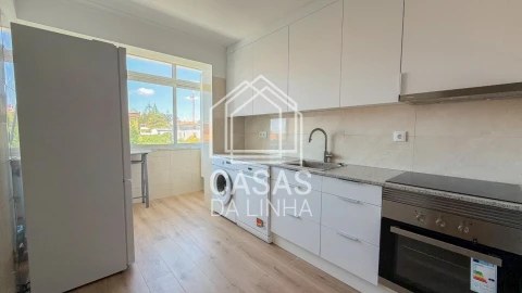 Apartamento T1 para Arrendamento em Carcavelos e Parede