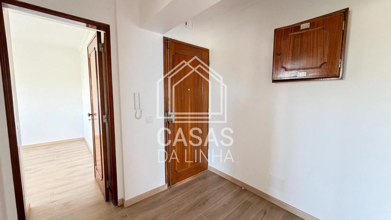 Apartamento T1 para Arrendamento em Carcavelos e Parede Foto 10