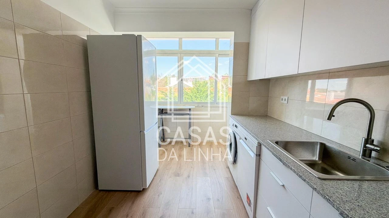 Apartamento T1 para Arrendamento em Carcavelos e Parede Foto 12