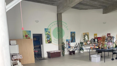 Moradia T1 para Venda em Pomares