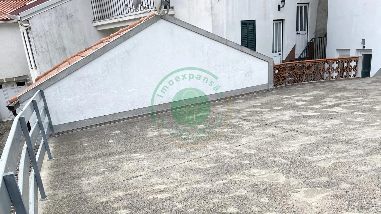 Moradia T1 para Venda em Pomares Foto 20