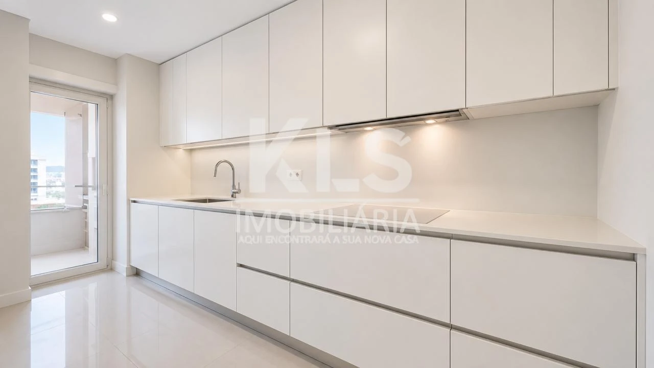 Apartamento T3 para Venda em Tavarede Foto 2