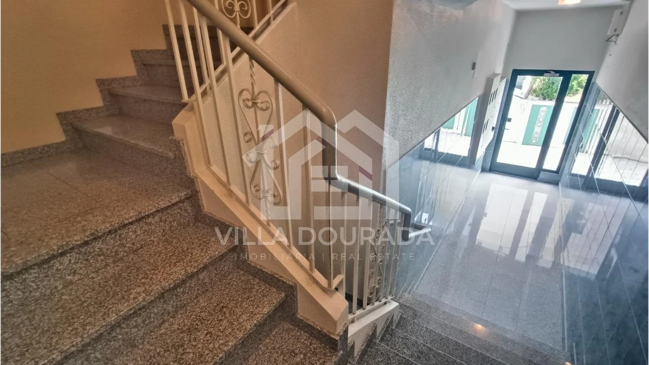 Apartamento T1 para Arrendamento em São Mamede de Infesta e Senhora da Hora Foto 20