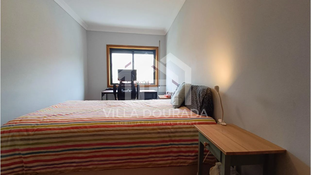 Apartamento T1 para Arrendamento em São Mamede de Infesta e Senhora da Hora Foto 12