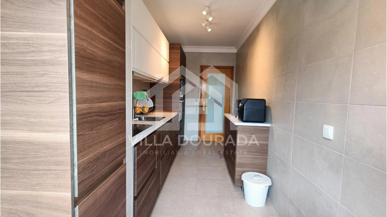 Apartamento T1 para Arrendamento em São Mamede de Infesta e Senhora da Hora Foto 10