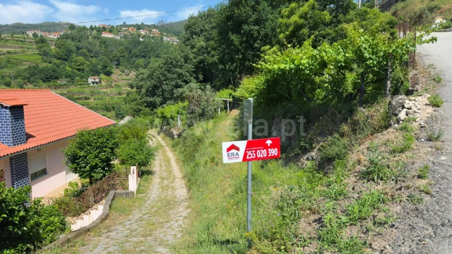 Moradia T0 para Venda em Viariz Foto 8