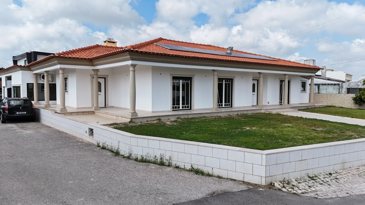 Moradia T3 para Venda em Pataias e Martingança Foto 1