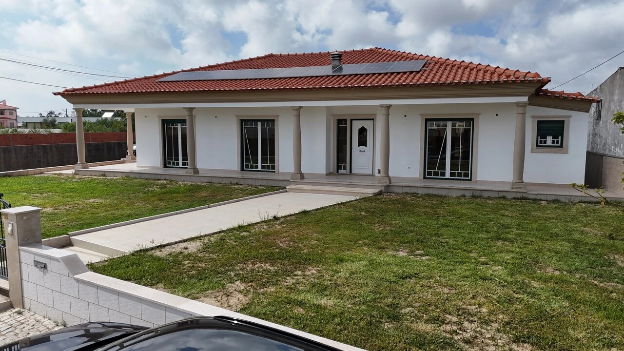 Moradia T3 para Venda em Pataias e Martingança Foto 4
