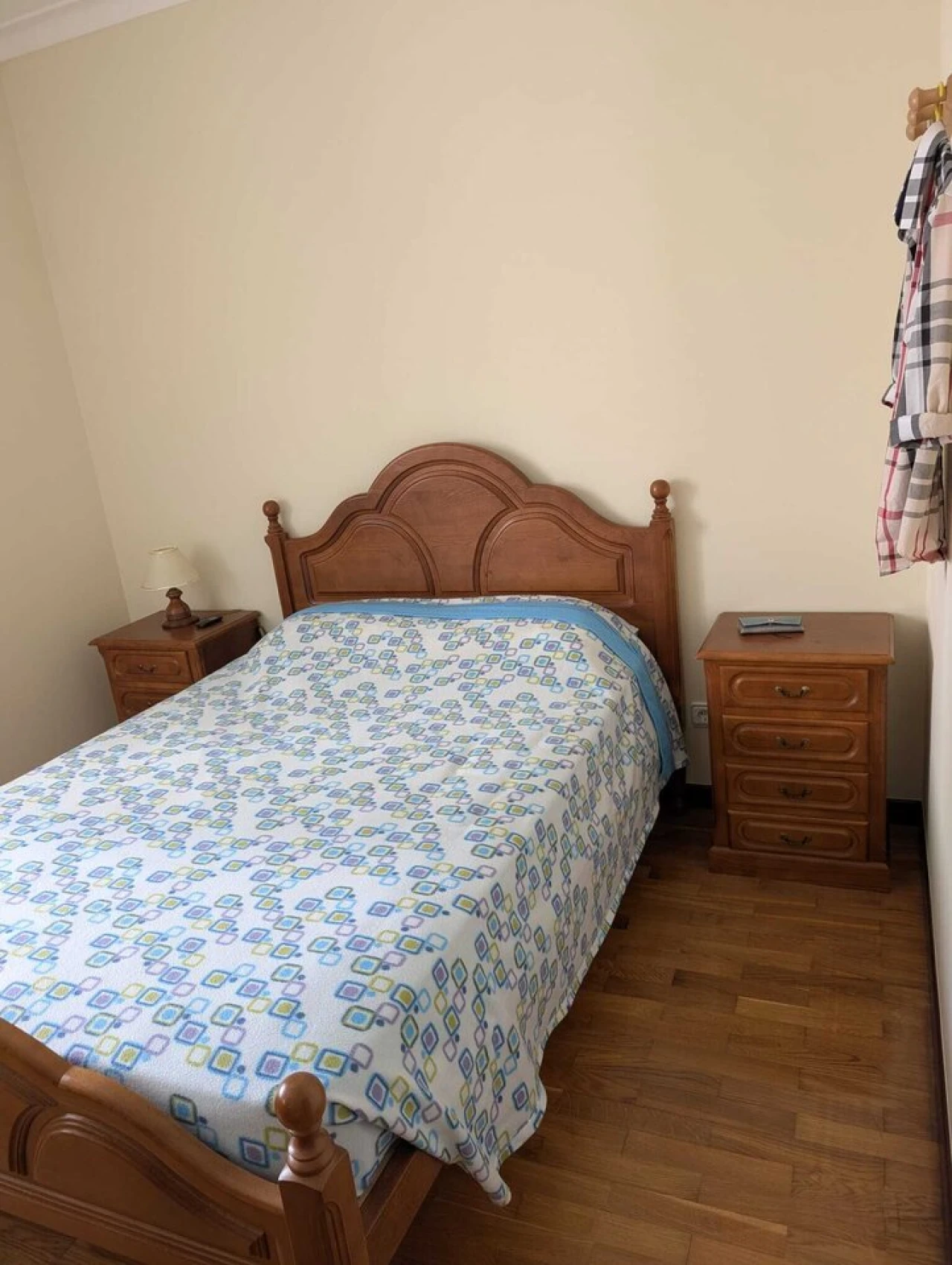 Apartamento T2 para Venda em Vila e Roussas Foto 7