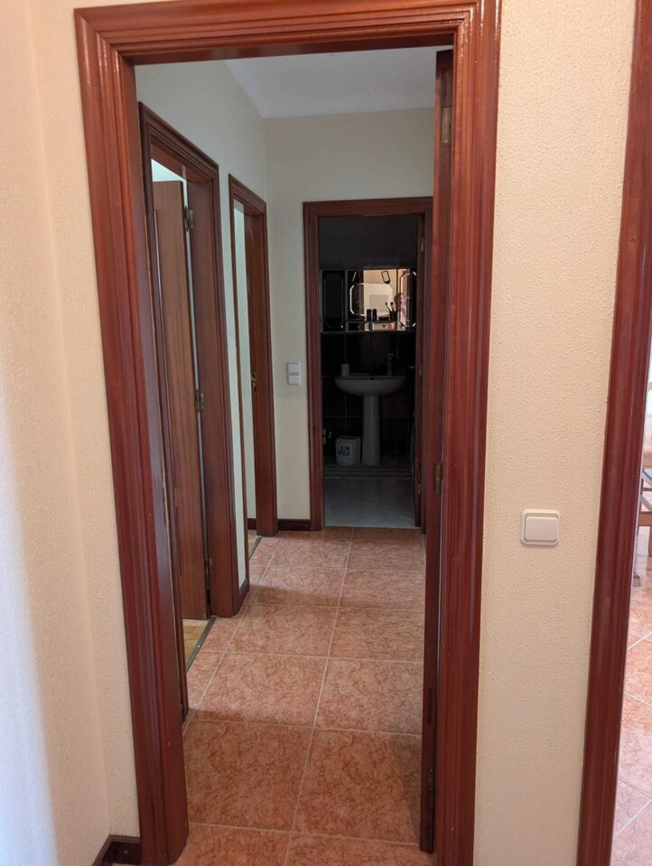 Apartamento T2 para Venda em Vila e Roussas Foto 9