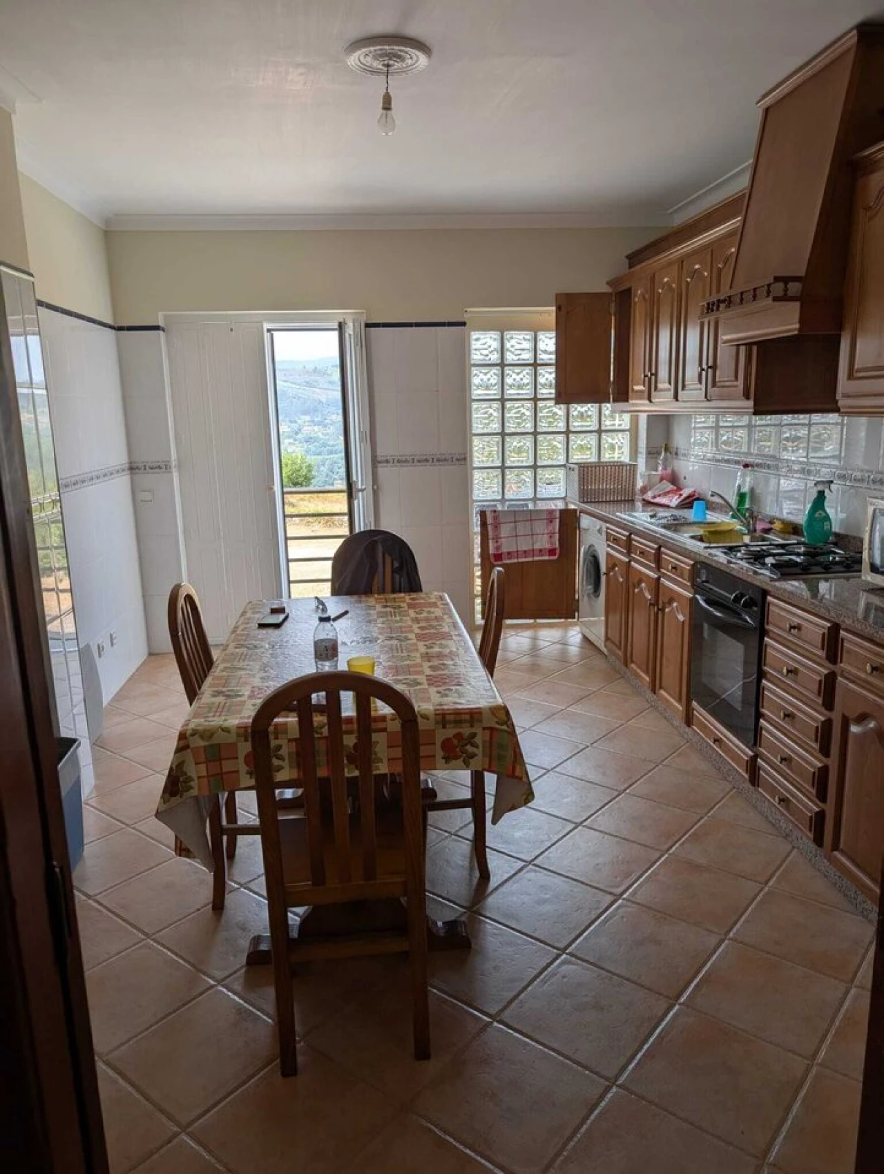 Apartamento T2 para Venda em Vila e Roussas Foto 1