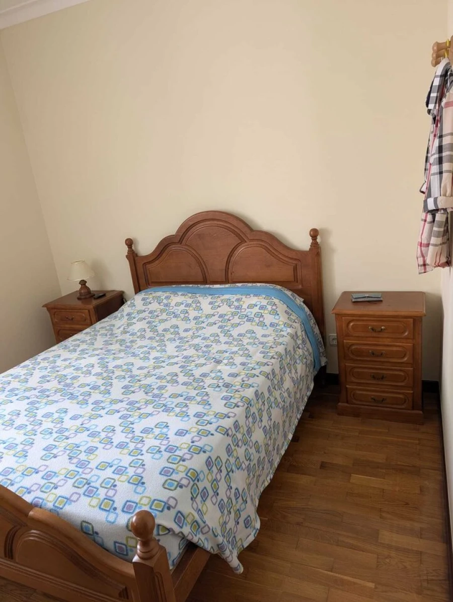 Apartamento T2 para Venda em Vila e Roussas Foto 7