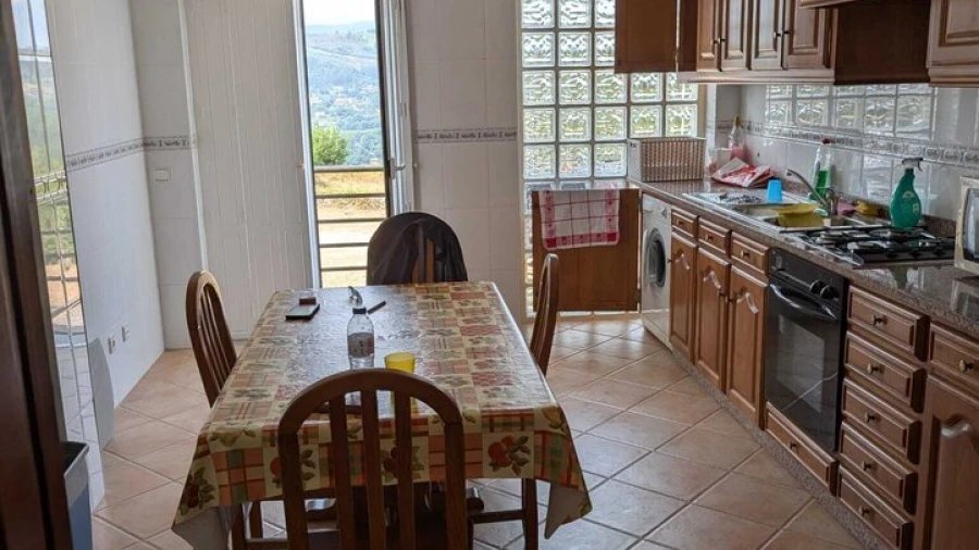 Apartamento T2 para Venda em Vila e Roussas