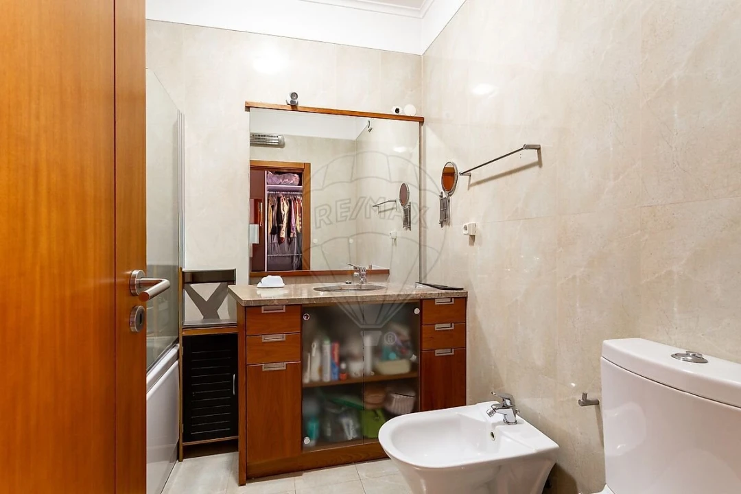 Apartamento T2 para Venda em Odivelas Foto 19
